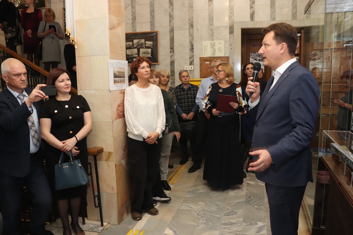 Состоялась презентация выставки &#171;Мосты, соединившие эпохи&#187;